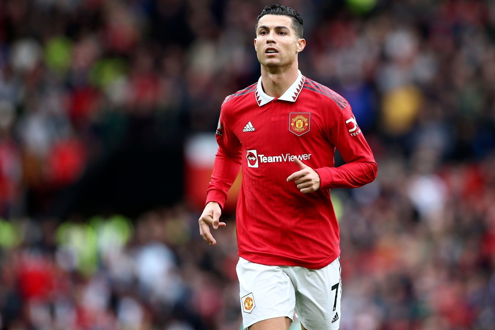 Cầu thủ giàu giàu nhất thế giới - Cristiano Ronaldo 